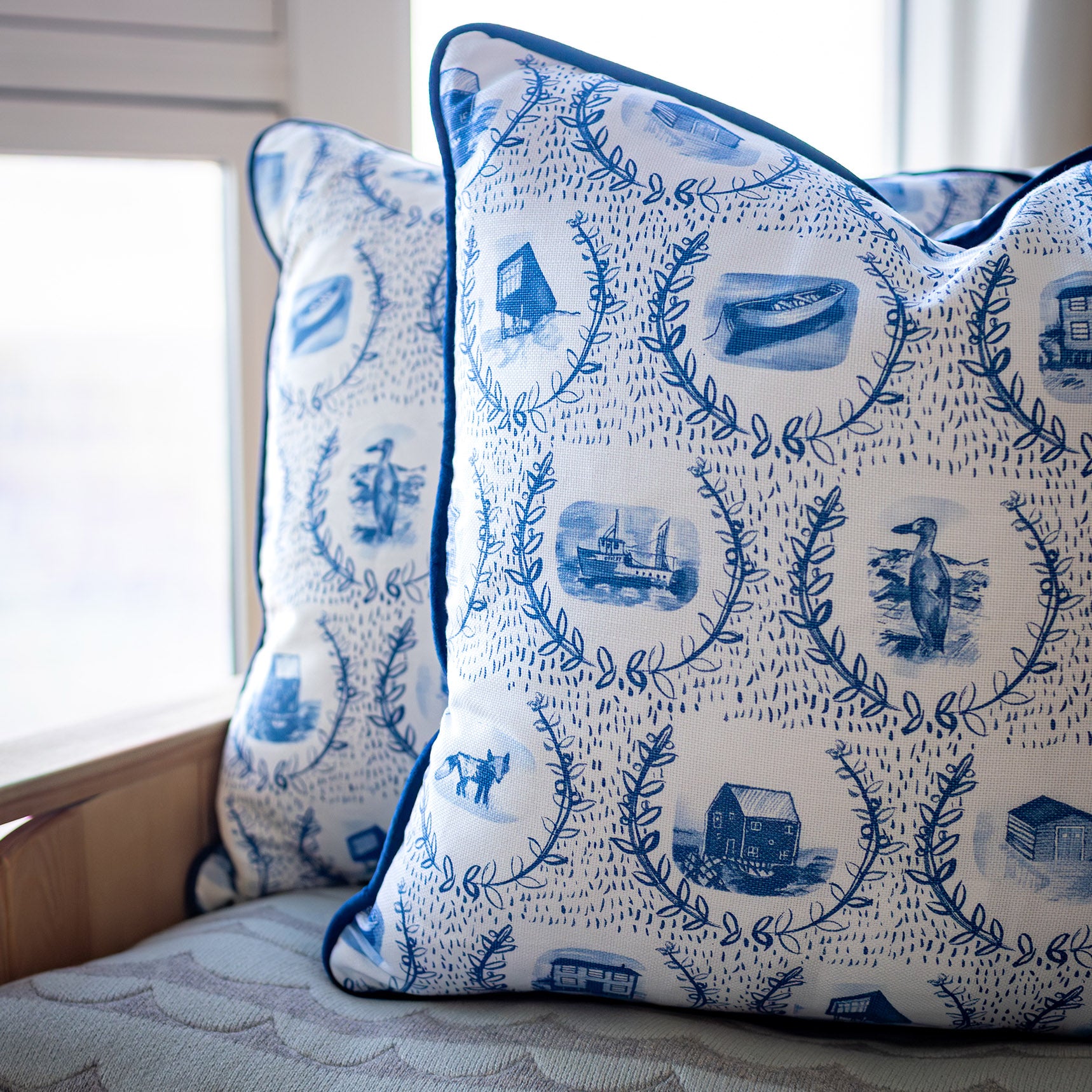 Set the Scene Cushion